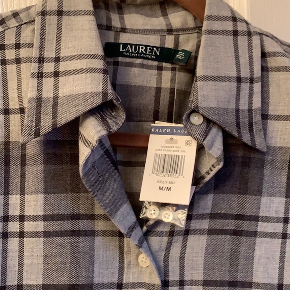 NWT Lauren Ralph Lauren Ladies’ Button Down Top - Picture 3 of 6